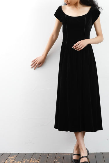 LAURA ASHLEY Velvet Dress