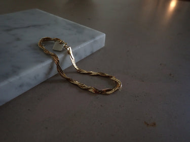 Flat snake crochet chain braceret